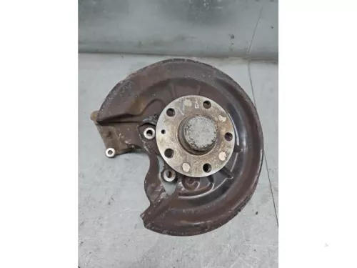 Fusee rechts-achter-8158646