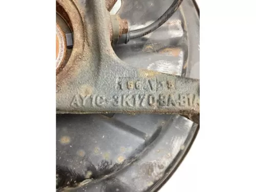 Fusee rechts-voor-7582174 (17505788)