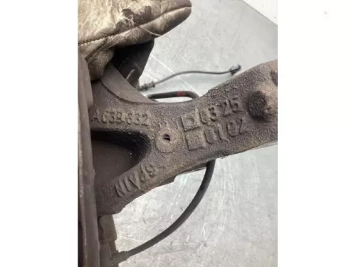 Fusee rechts-voor-8155286 (21001695)