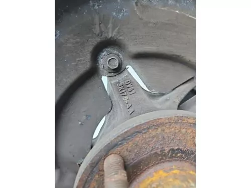 Fusee rechts-voor-8154670 (21880133)