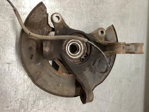 Fusee rechts-voor-7741884 (16781089)