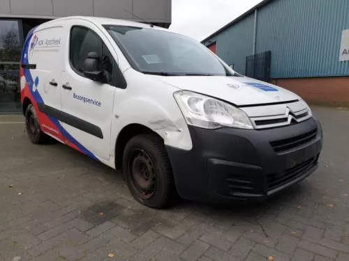 Fusee rechts-voor-7879471 (13974534)