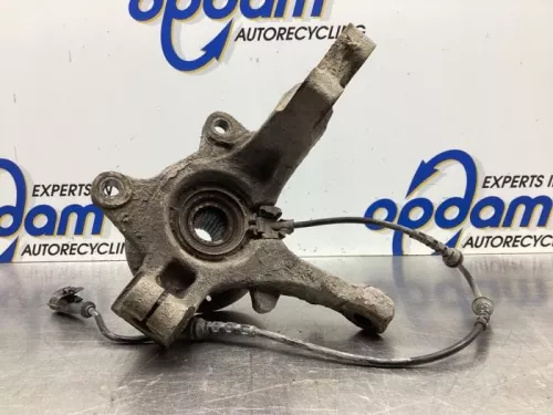 Fusee rechts-voor-8031697 (18785108)