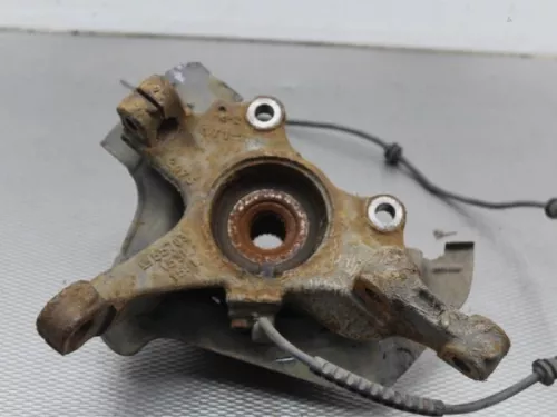 Fusee rechts-voor-7882675 (12173457)