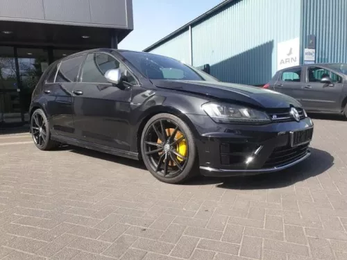 Fusee rechts-voor-7877206 (15054219)