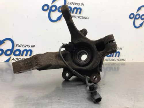 Fusee rechts-voor-7879630 (12620480)