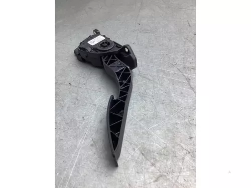 Gaspedaalpositie Sensor-8182330 (21742396)