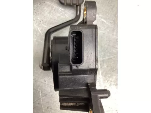 Gaspedaalpositie Sensor-8153604 (20708014)