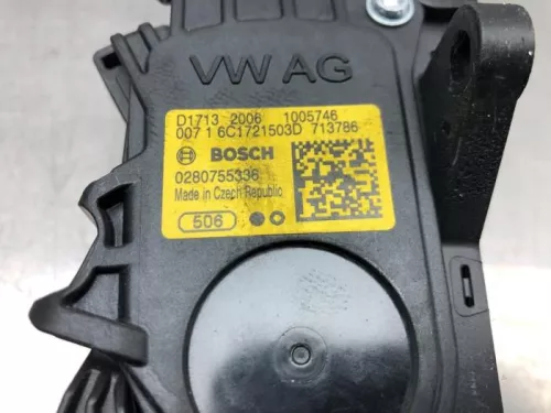 Gaspedaalpositie Sensor-8118445 (20171386)