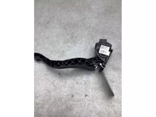 Gaspedaalpositie Sensor-7916586 (21949930)