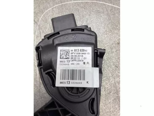 Gaspedaalpositie Sensor-7916586 (21949930)