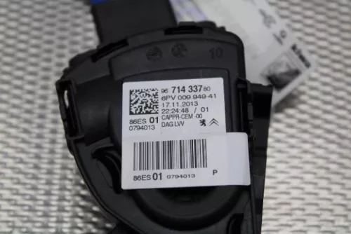 Gaspedaalpositie Sensor-7715694 (16811676)