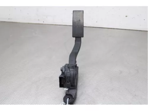 Gaspedaalpositie Sensor-7582519