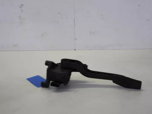 Gaspedaalpositie Sensor-7883938 (8776655)