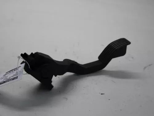 Gaspedaalpositie Sensor-7879355