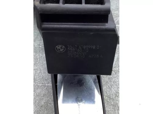 Gaspedaalpositie Sensor-5401117 (17716309)