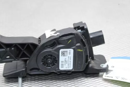Gaspedaalpositie Sensor-7875526 (16347832)