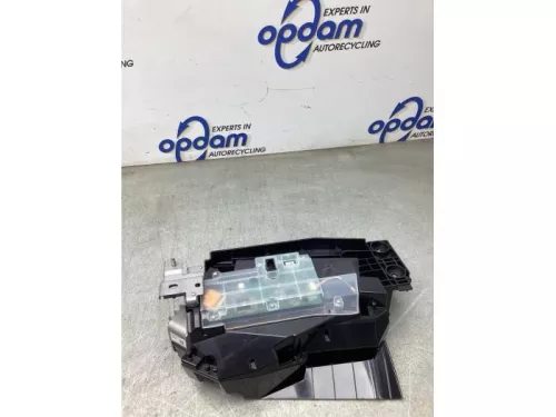 Head-up display-8264733 (22290593)