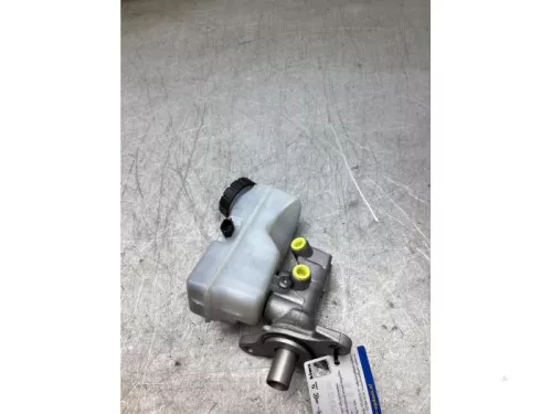 Hoofdremcilinder-8155146