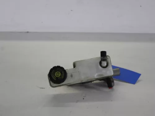 Hoofdremcilinder-7885917