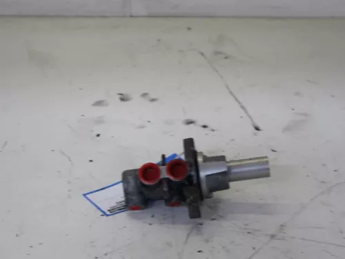 Hoofdremcilinder-7884739