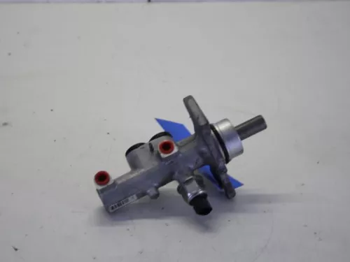 Hoofdremcilinder-7885250