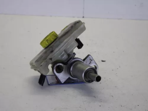 Hoofdremcilinder-7739703