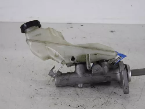 Hoofdremcilinder-7612326