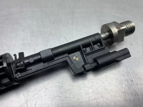 Injector (benzine injectie)-8133977 (21982550)