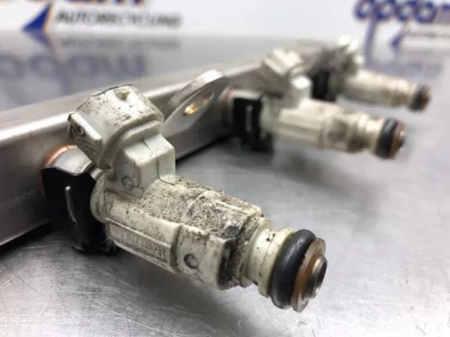 Injector (benzine injectie)-8200579 (21767400)