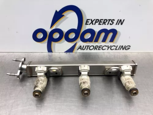 Injector (benzine injectie)-8200579 (21767400)