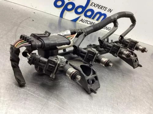 Injector (benzine injectie)-7874254 (18700981)