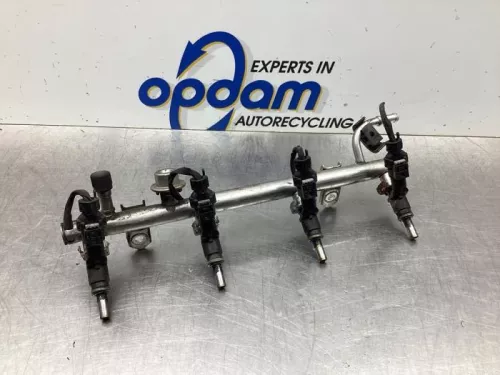 Injector (benzine injectie)-7764619 (18690059)