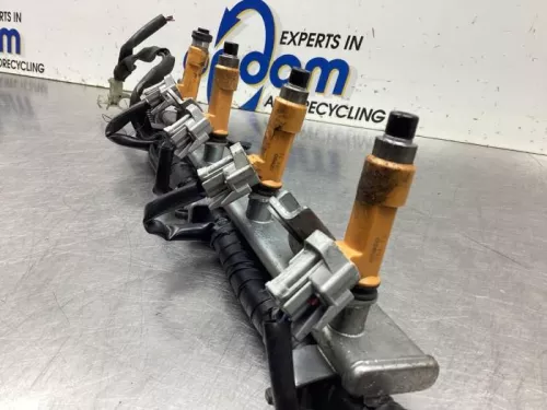 Injector (benzine injectie)-8116853 (19749613)