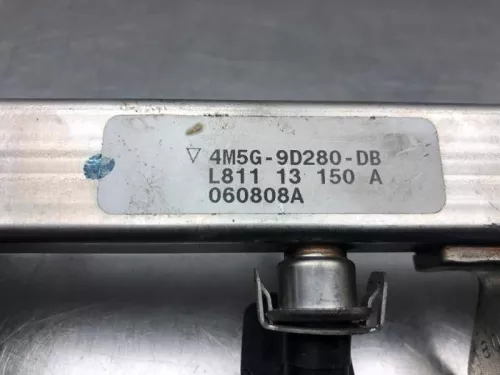 Injector (benzine injectie)-8114189 (19760011)