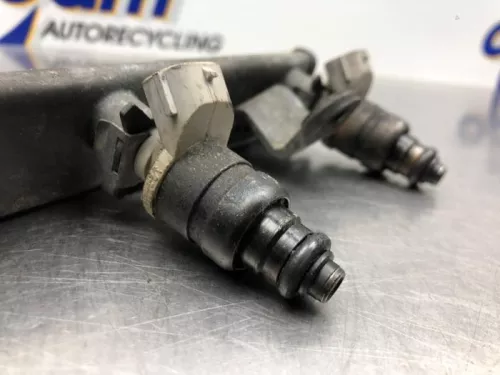 Injector (benzine injectie)-7614228 (15330141)