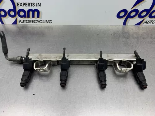 Injector (benzine injectie)-8240514 (21437899)