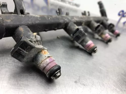 Injector (benzine injectie)-8130974 (21489520)