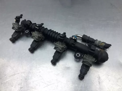 Injector (benzine injectie)-8185459 (20645732)