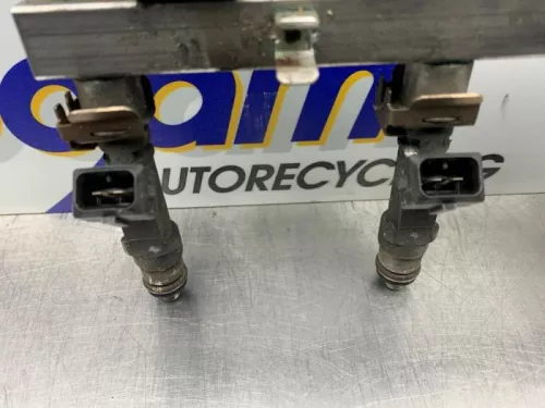 Injector (benzine injectie)-8263575 (21732553)