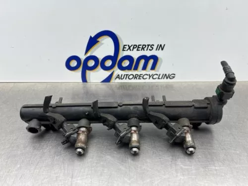 Injector (benzine injectie)-8303513 (22313665)