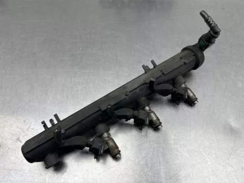 Injector (benzine injectie)-8303513 (22313665)
