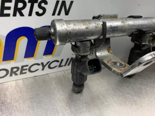Injector (benzine injectie)-8297811 (22393877)