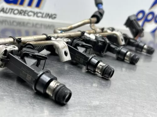 Injector (benzine injectie)-8303272 (22338998)