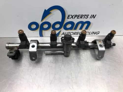 Injector (benzine injectie)-7576743 (16710898)