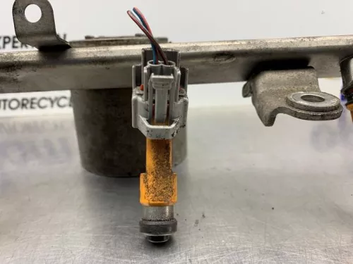 Injector (benzine injectie)-8236743 (21374182)