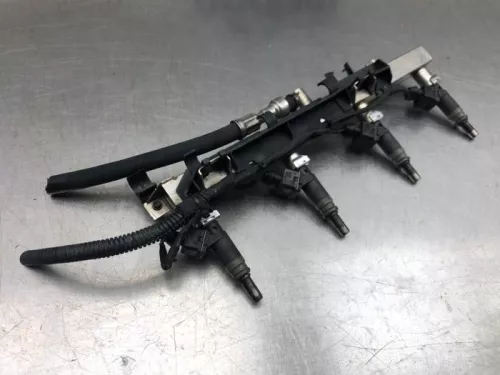 Injector (benzine injectie)-8106172 (19941671)