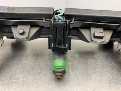 Injector (benzine injectie)-8261964 (21695254)