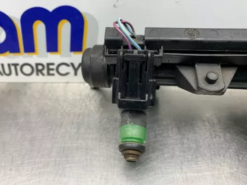 Injector (benzine injectie)-8261964 (21695254)