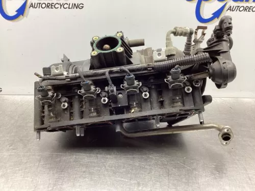 Inlaatspruitstuk-7870623